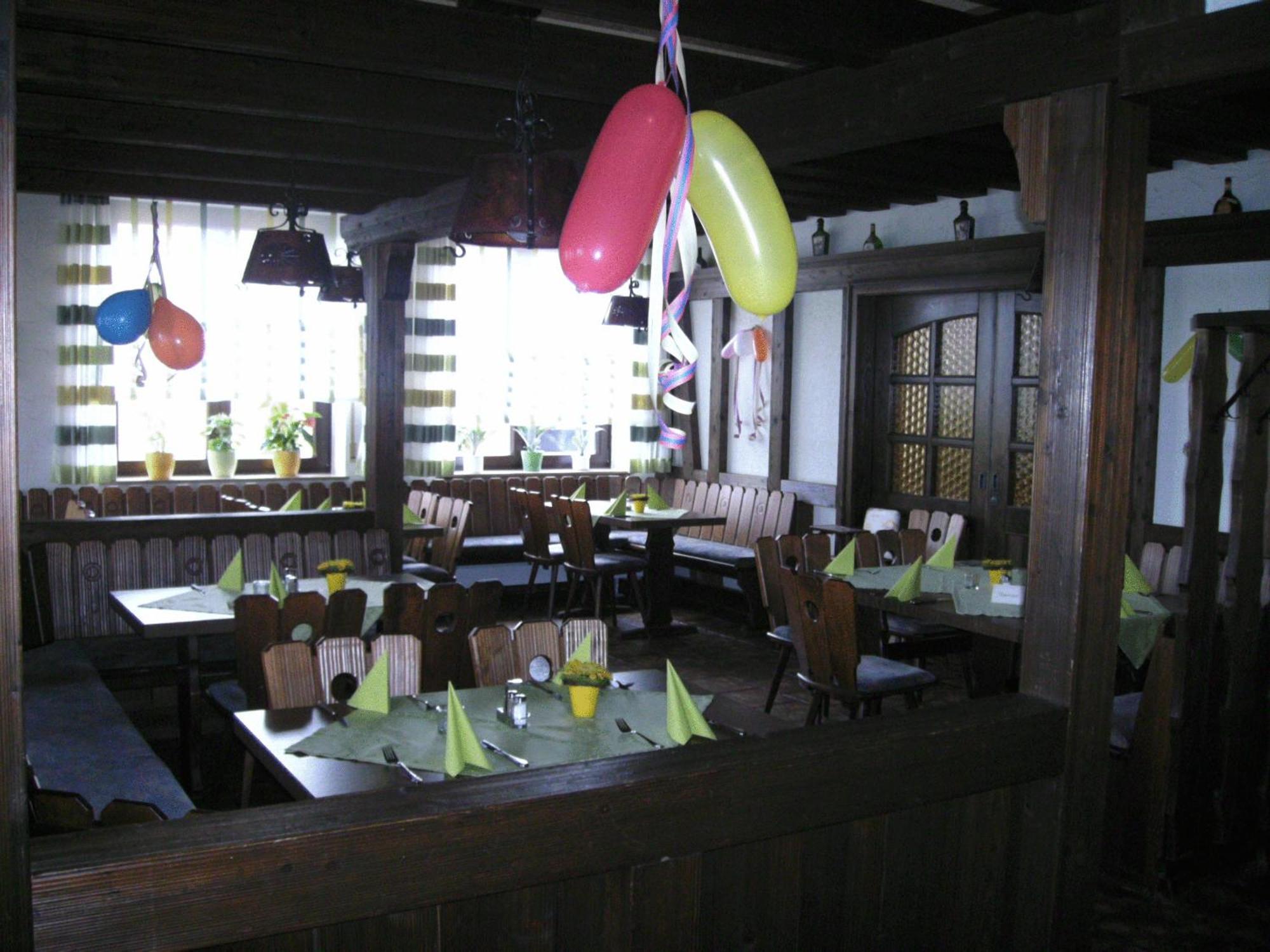 Gasthof Hotel Zum Ross Wertheim Exterior foto